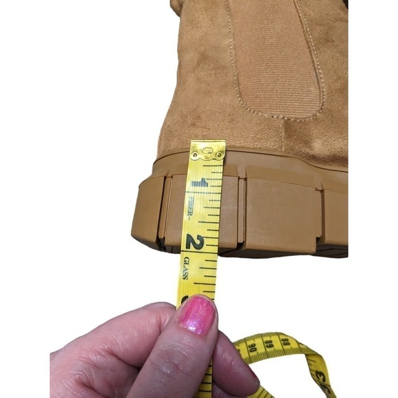 BP. NWOB Niya Lug Sole Chelsea Boot size 6 - Picture 6 of 9